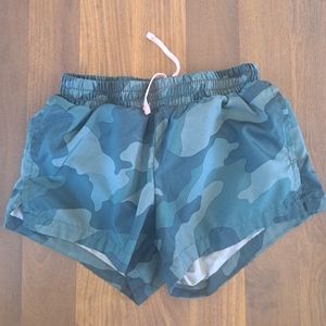 Old Navy camo shorts